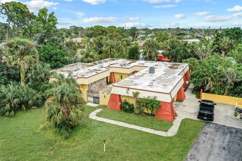 4231 Erindale DR NORTH FORT MYERS, FL 33903