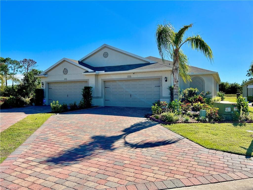 10708 Crossback LN LEHIGH ACRES, FL 33936