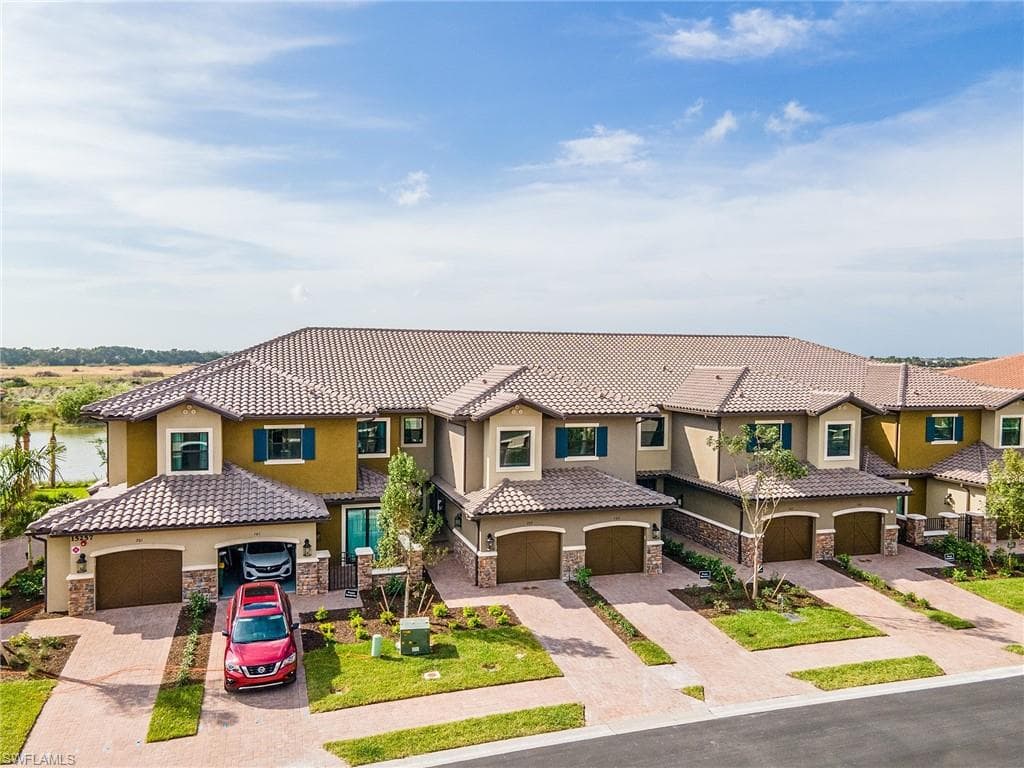 15252 Zeno WAY 203 NAPLES, FL 34114