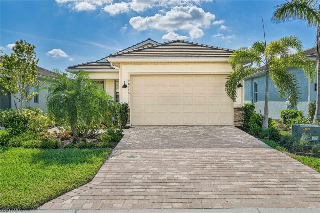 28475 Captiva Shell LOOP BONITA SPRINGS, FL 34135