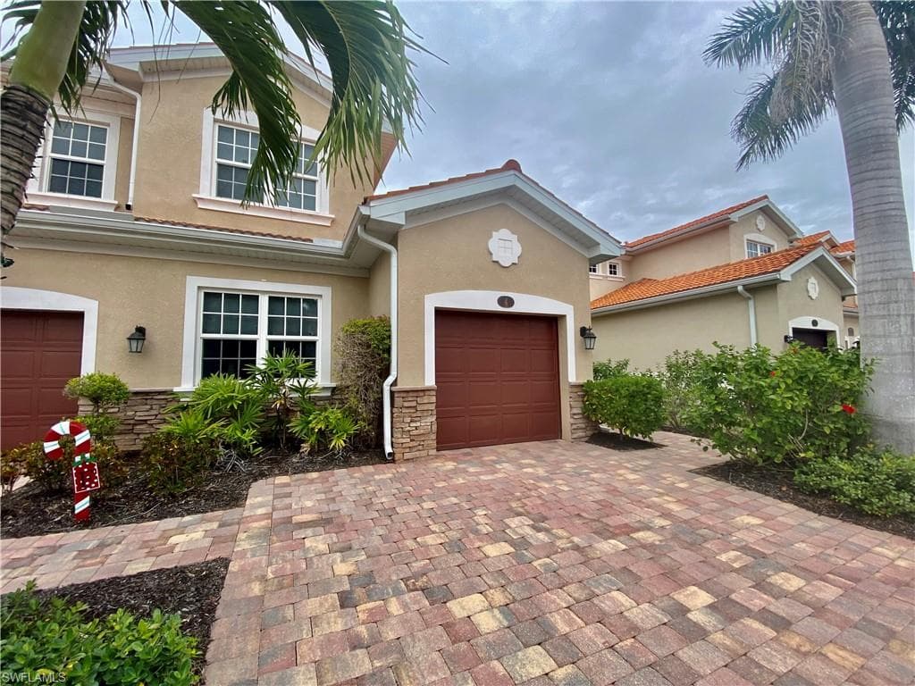 28055 Sosta LN 4 BONITA SPRINGS, FL 34135