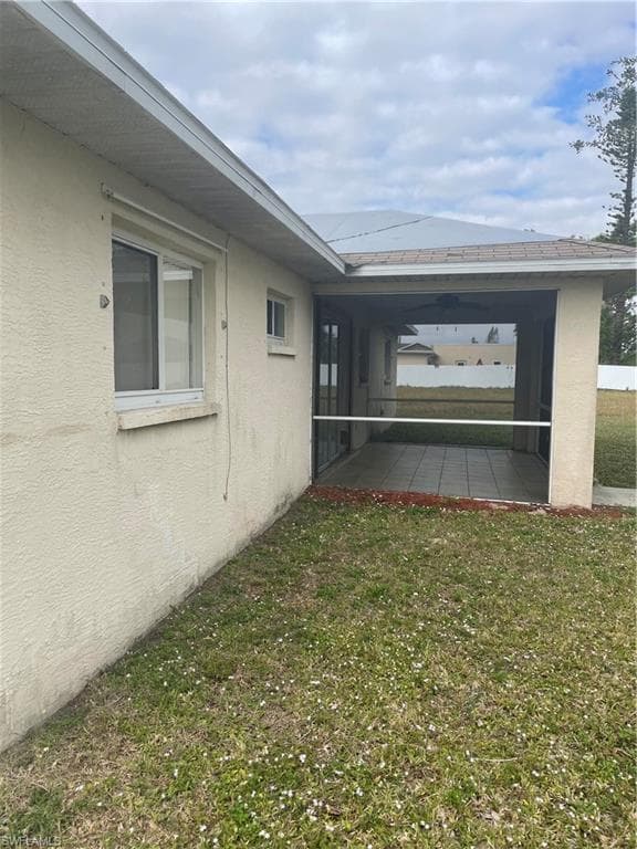 727 SE 8th PL CAPE CORAL, FL 33990