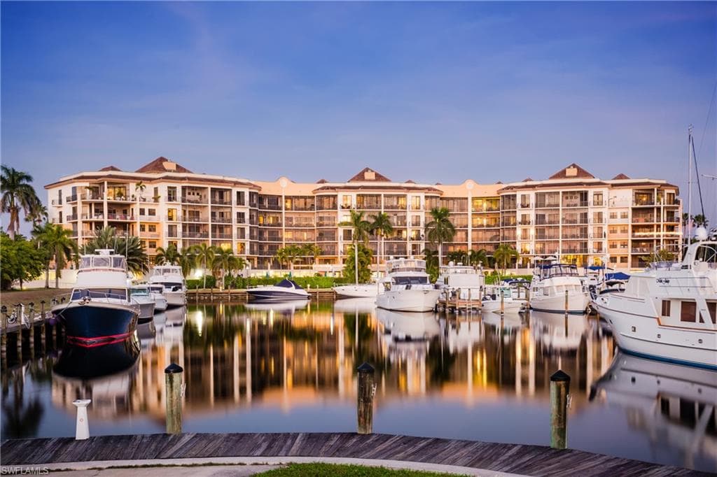 5706 Cape Harbour DR 210 CAPE CORAL, FL 33914