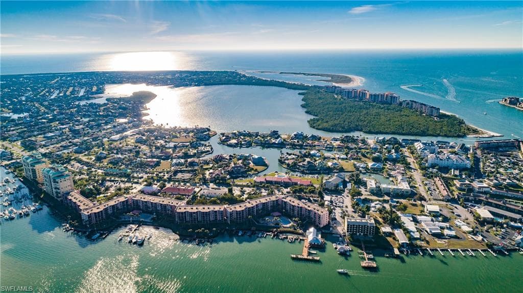 1085 Bald Eagle DR A210 MARCO ISLAND, FL 34145