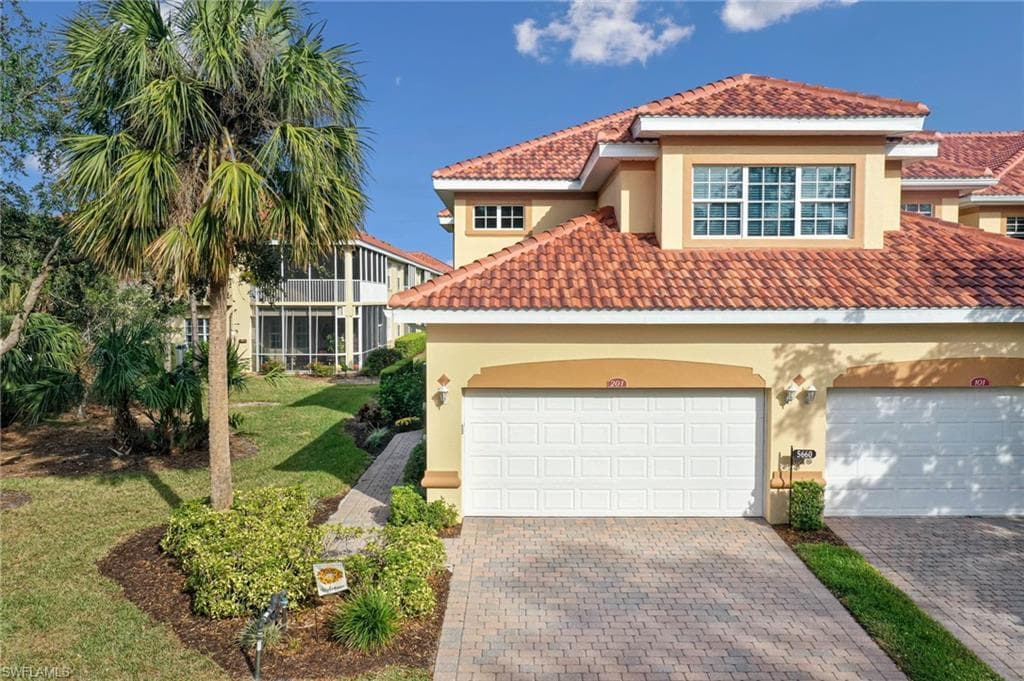5660 Chelsey LN 201 FORT MYERS, FL 33912
