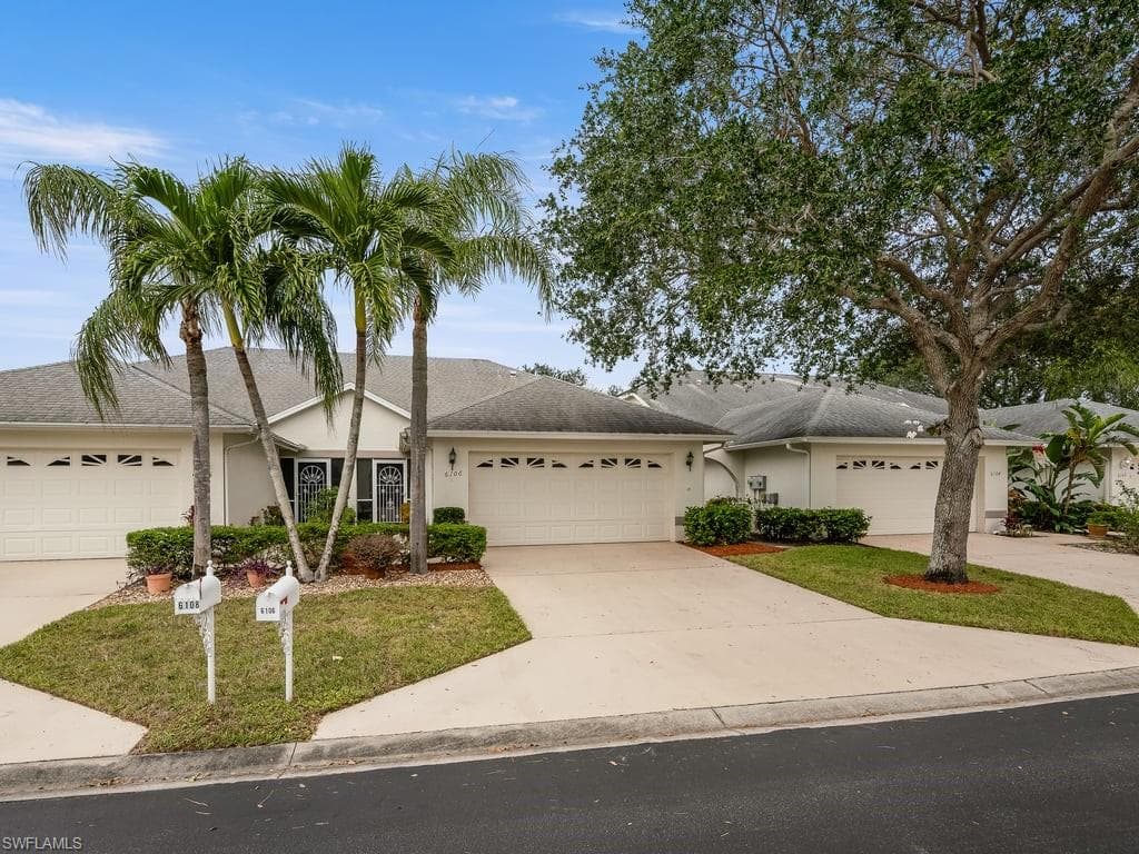 6106 Thresher DR 1102 NAPLES, FL 34112