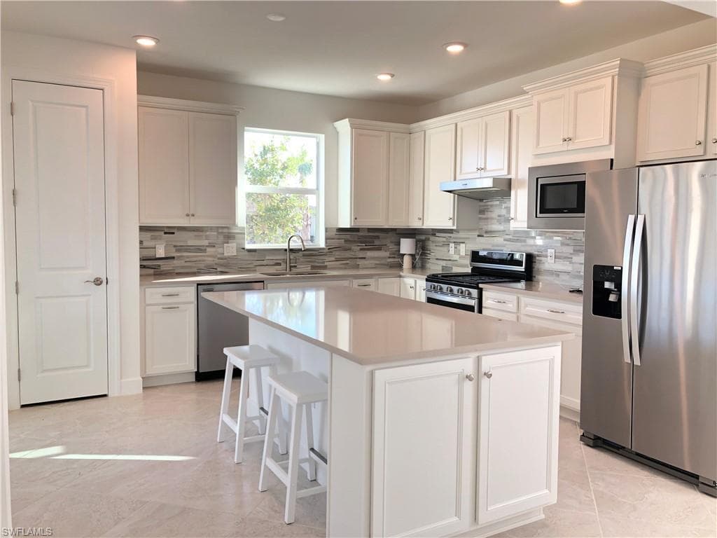 42210 Edgewater DR PUNTA GORDA, FL 33982