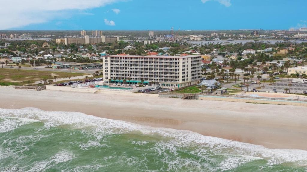 701 Atlantic AVE 820 DAYTONA BEACH, FL 32118
