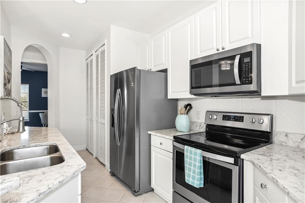 1340 Sweetwater CV 202 NAPLES, FL 34110