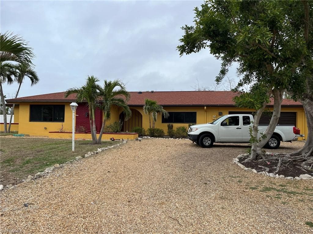 1585 Serenity LN SANIBEL, FL 33957
