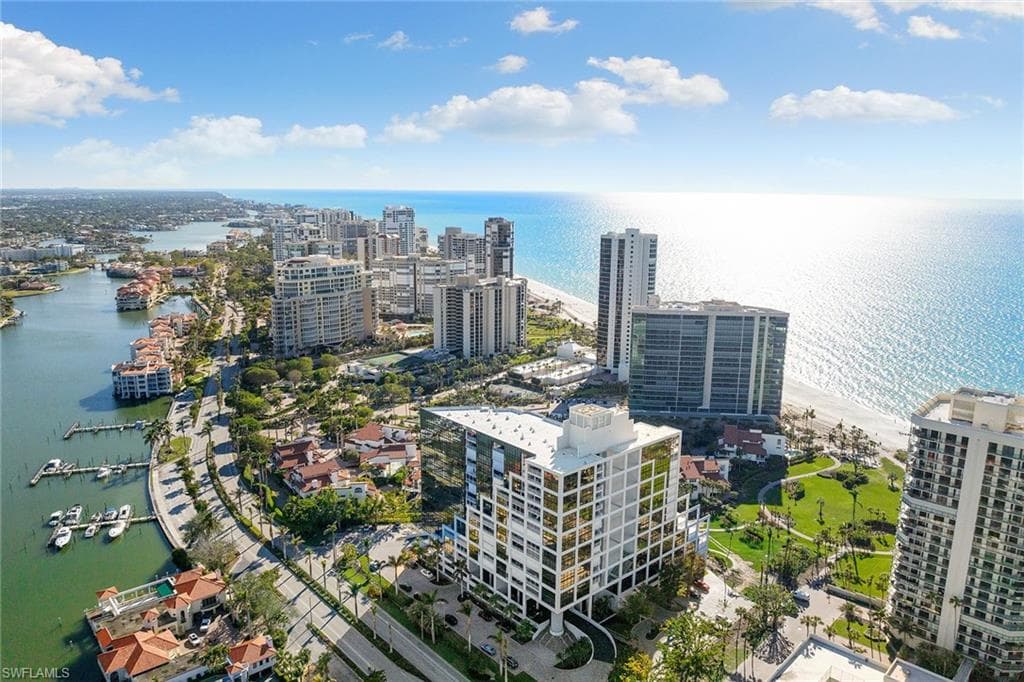 4751 Gulf Shore BLVD N 1503 NAPLES, FL 34103