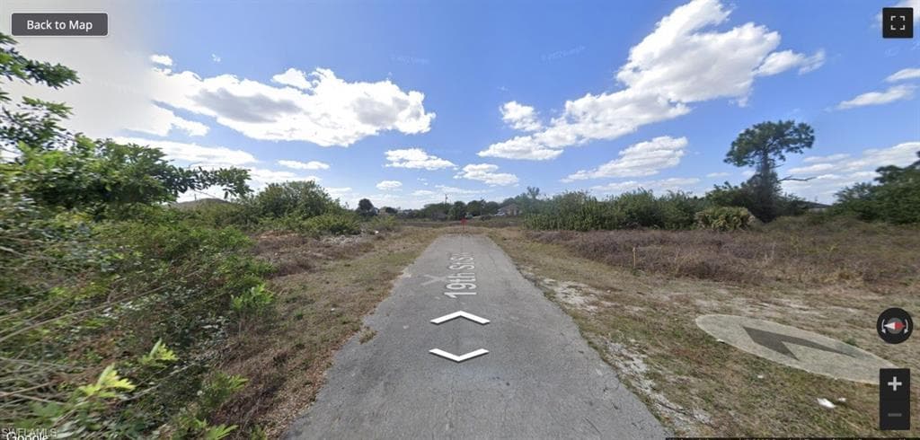3915 19th ST SW LEHIGH ACRES, FL 33976