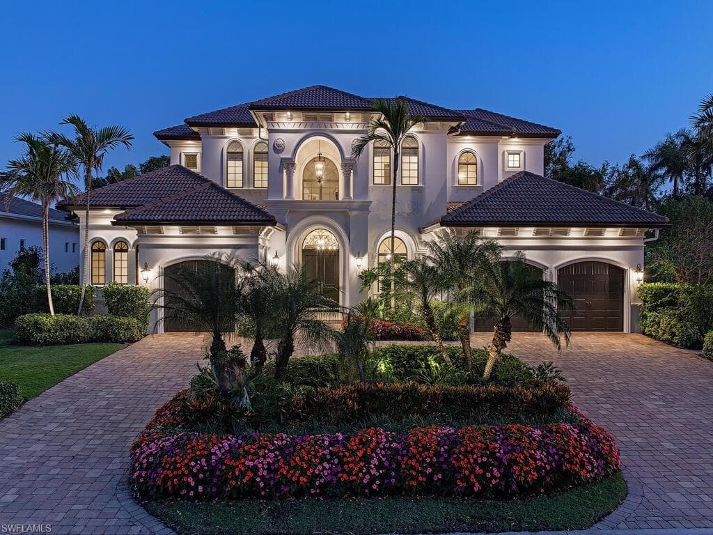 732 Willowhead DR NAPLES, FL 34103