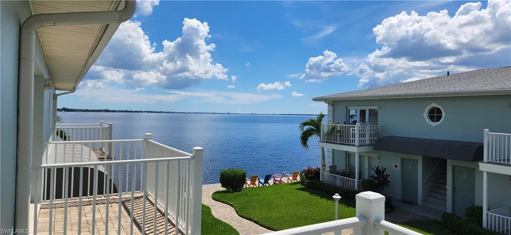 3328 N Key DR E6 NORTH FORT MYERS, FL 33903