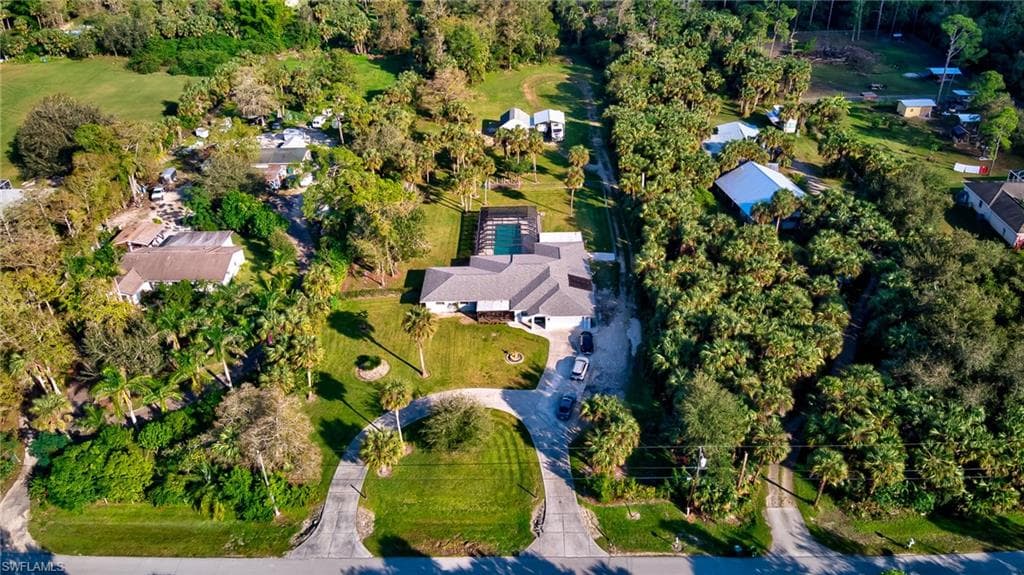 350 11th ST NW NAPLES, FL 34120