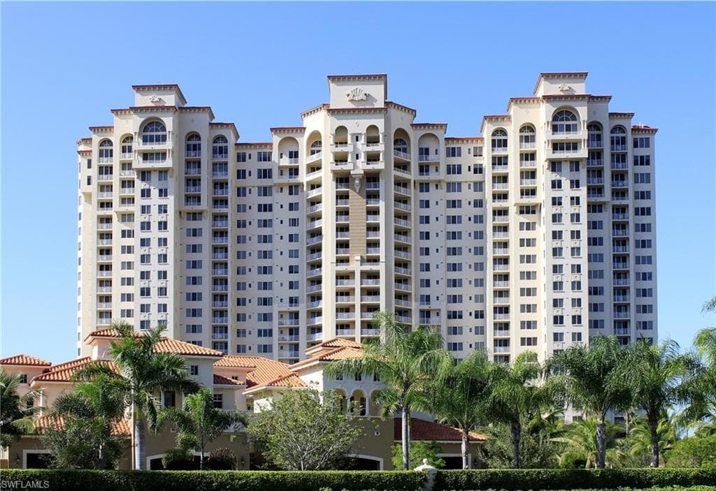 6597 Nicholas BLVD 1205 NAPLES, FL 34108