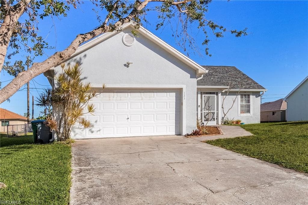 125 NE 11th PL CAPE CORAL, FL 33909