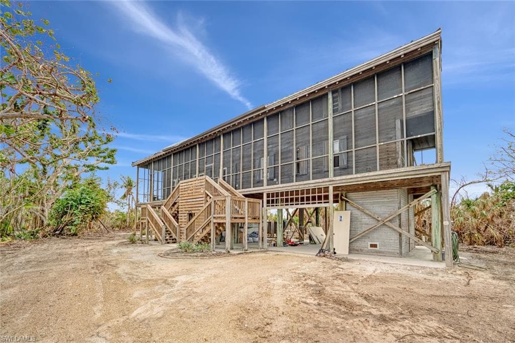 1834 Long Point LN SANIBEL, FL 33957