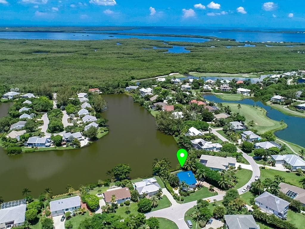 9027 Mockingbird DR SANIBEL, FL 33957