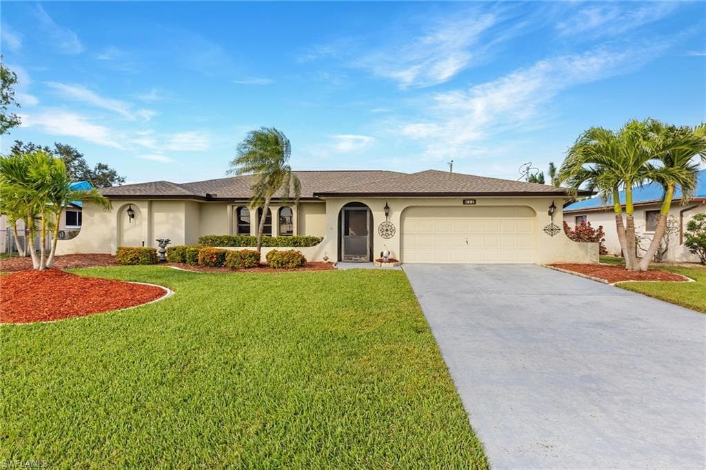 611 Wildwood PKWY CAPE CORAL, FL 33904