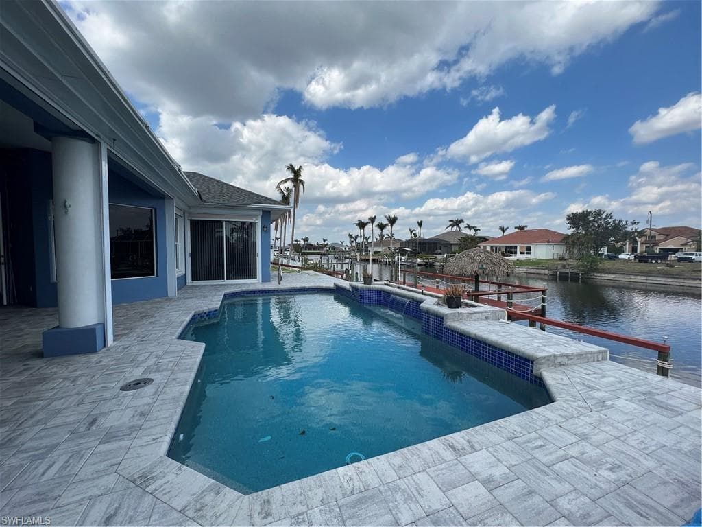 5221 SW 23rd AVE CAPE CORAL, FL 33914