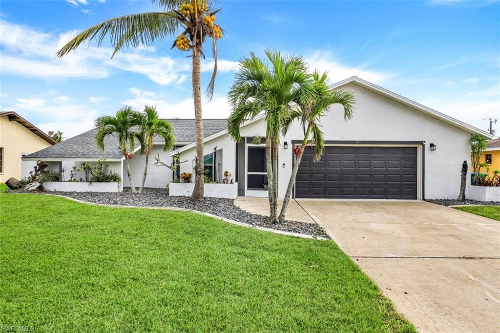 3227 SW 1st PL CAPE CORAL, FL 33914