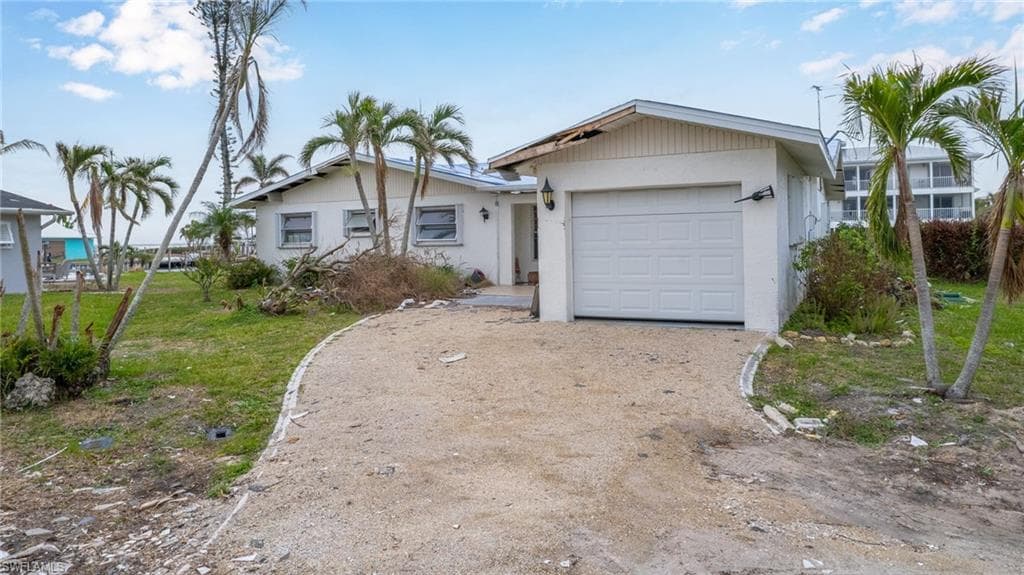 2191 Banana ST ST. JAMES CITY, FL 33956