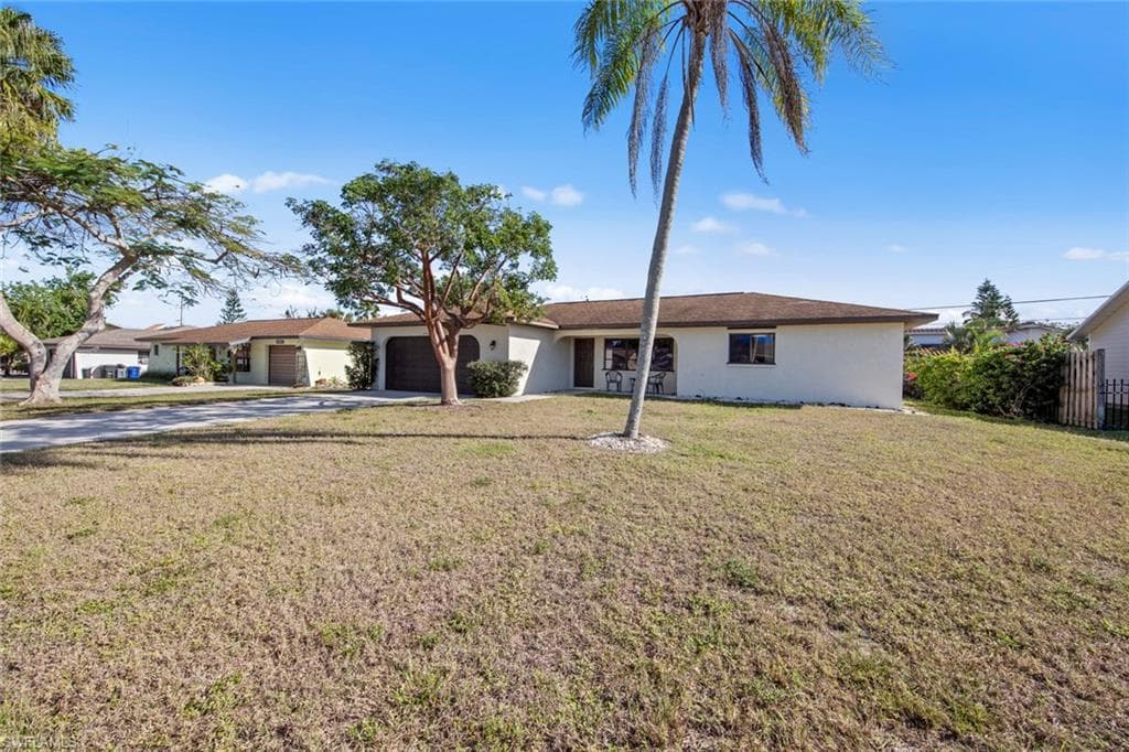 27527 Playa Del Rey LN BONITA SPRINGS, FL 34135