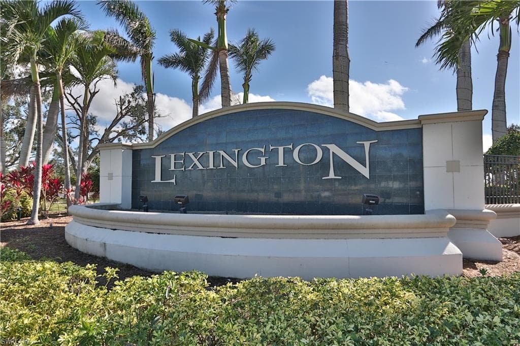 8872 Bristol BEND FORT MYERS, FL 33908