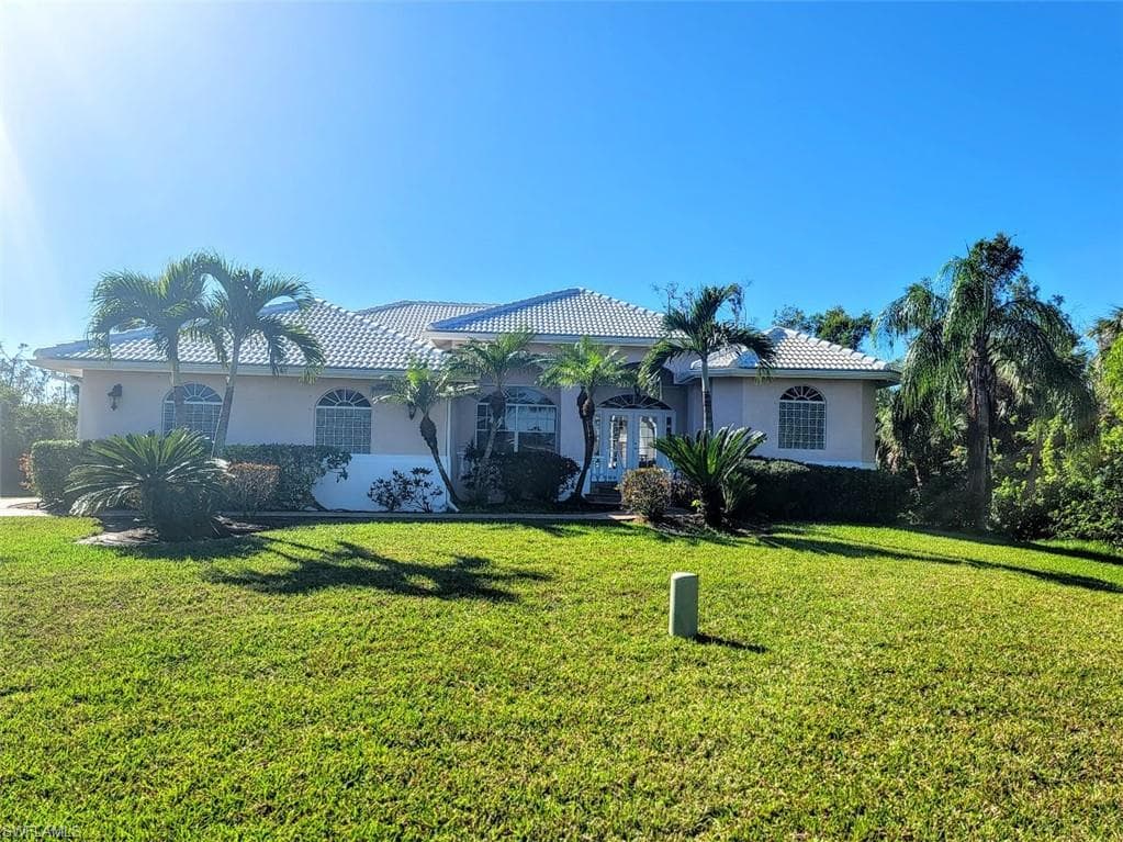 8731 Belle Meade DR FORT MYERS, FL 33908