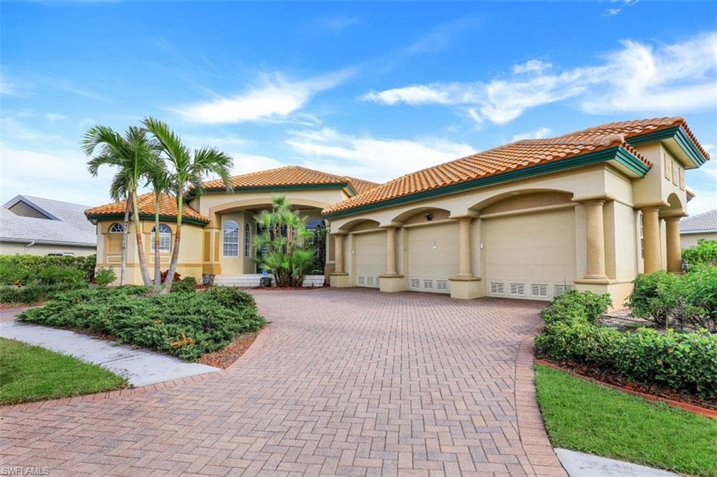 15831 White Orchid LN FORT MYERS, FL 33908