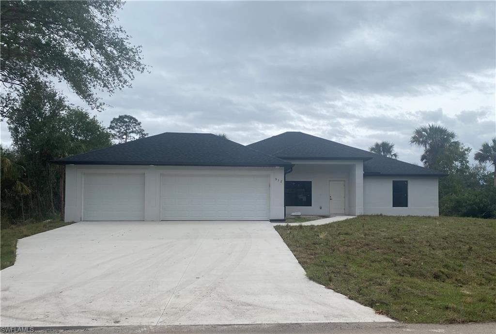 512 Cortez AVE LEHIGH ACRES, FL 33972