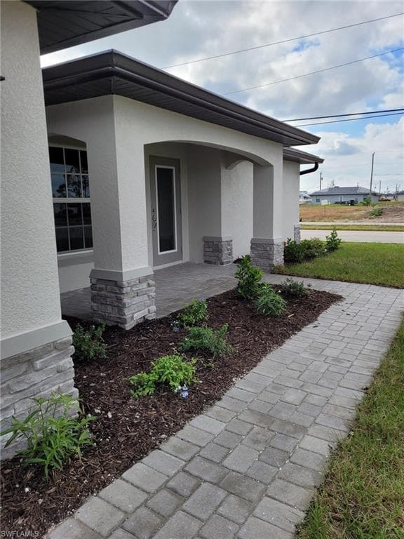 1526 NW 19th ST CAPE CORAL, FL 33993