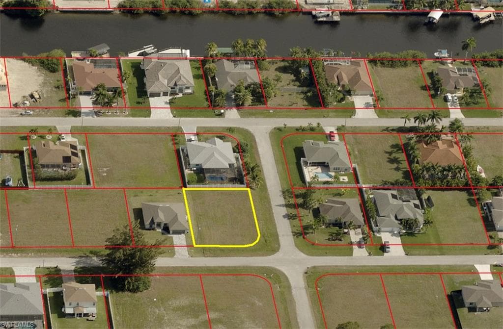 601 NW 37th AVE CAPE CORAL, FL 33993
