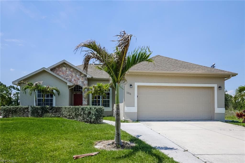 1211 Dodwin ST E LEHIGH ACRES, FL 33974