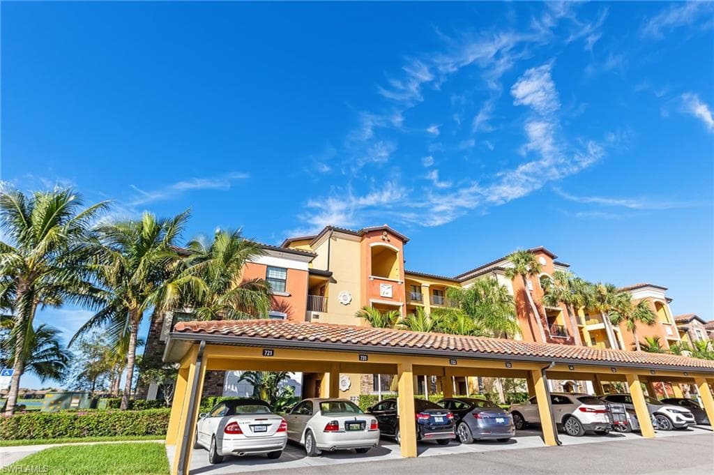 17981 Bonita National BLVD 712 BONITA SPRINGS, FL 34135