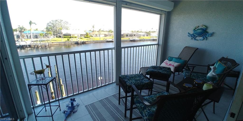 3933 SE 11th PL 207 CAPE CORAL, FL 33904
