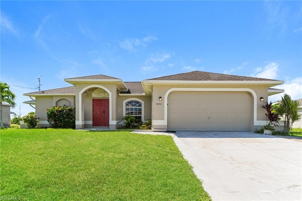 1252 NE 41st ST CAPE CORAL, FL 33909