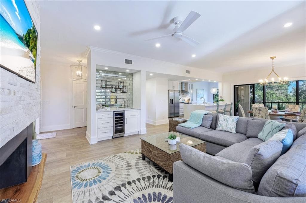 6770 Pelican Bay BLVD 242 NAPLES, FL 34108