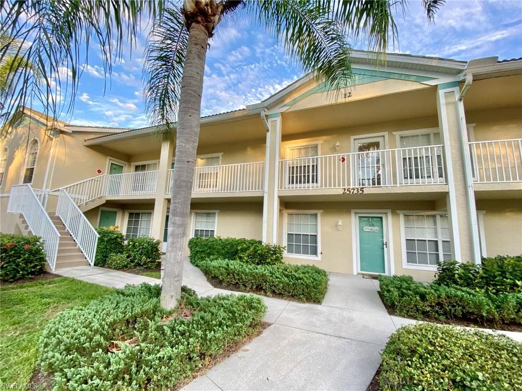 25735 Lake Amelia WAY 203 BONITA SPRINGS, FL 34135