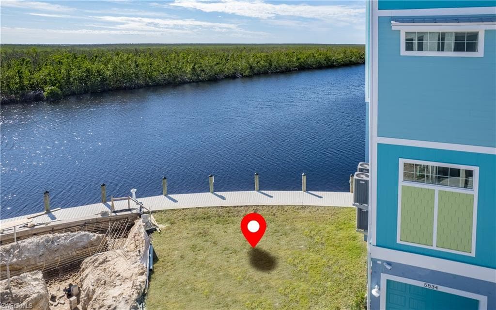 5830 Shell Cove DR CAPE CORAL, FL 33914