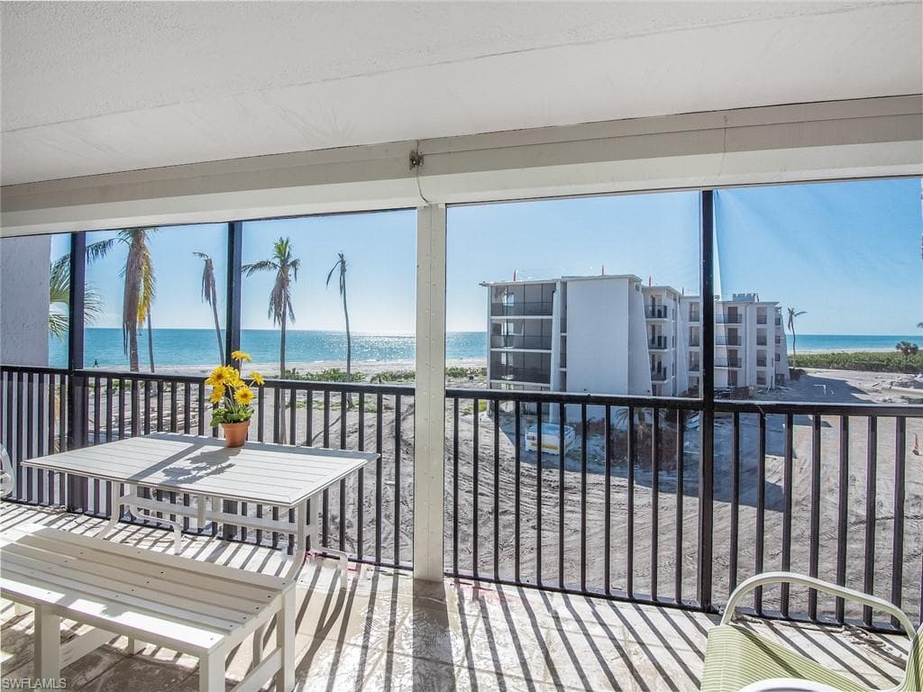 1501 Middle Gulf DR D301 SANIBEL, FL 33957