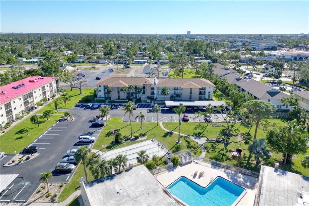 2079 Barkeley LN 10 FORT MYERS, FL 33907