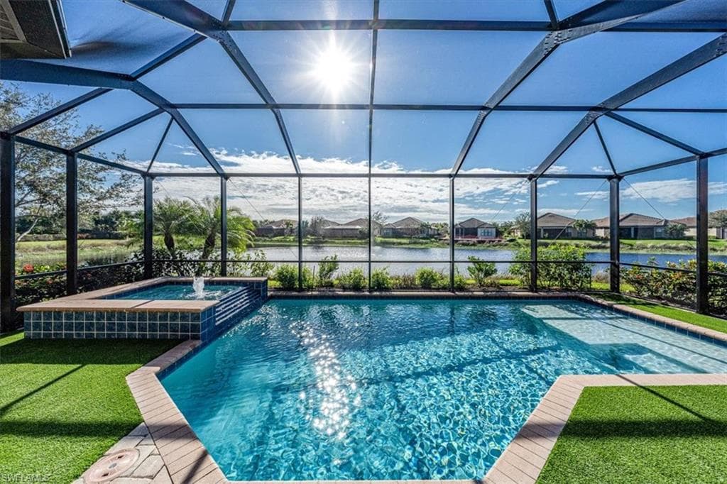 8542 Palacio TER N NAPLES, FL 34114