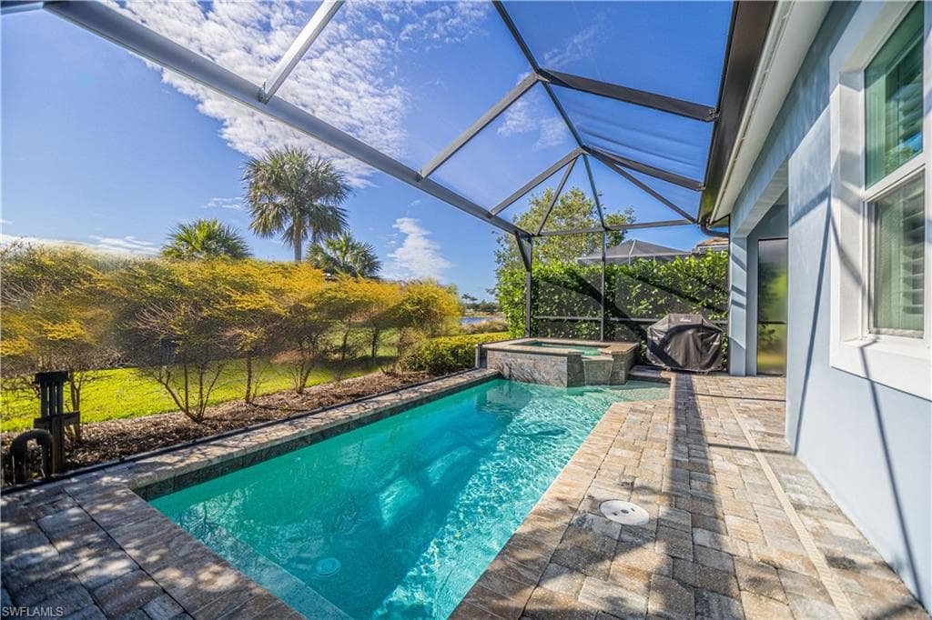 5720 Highbourne DR NAPLES, FL 34113