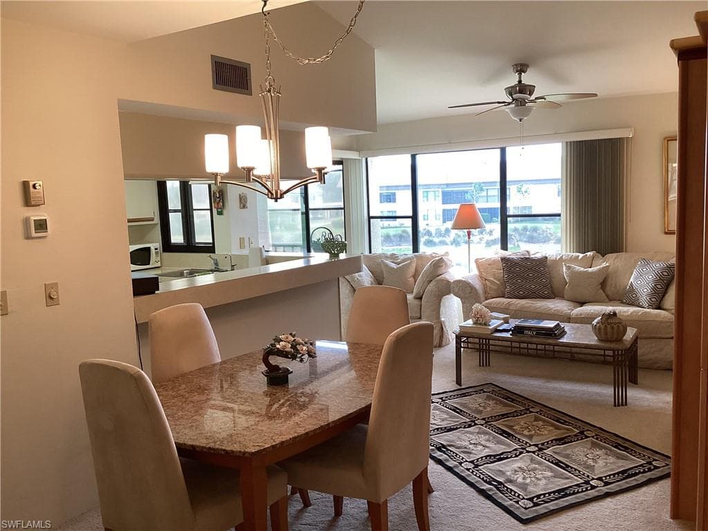 5850 Trailwinds DR 721 FORT MYERS, FL 33907