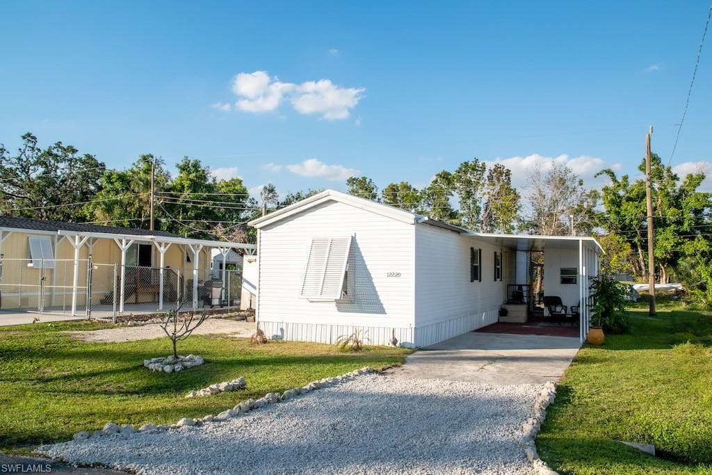 12220 Live Oak DR FORT MYERS, FL 33908