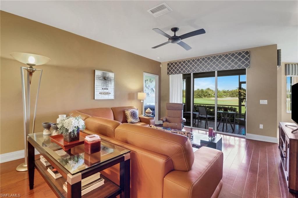 5985 Pinnacle LN 2-202 NAPLES, FL 34110
