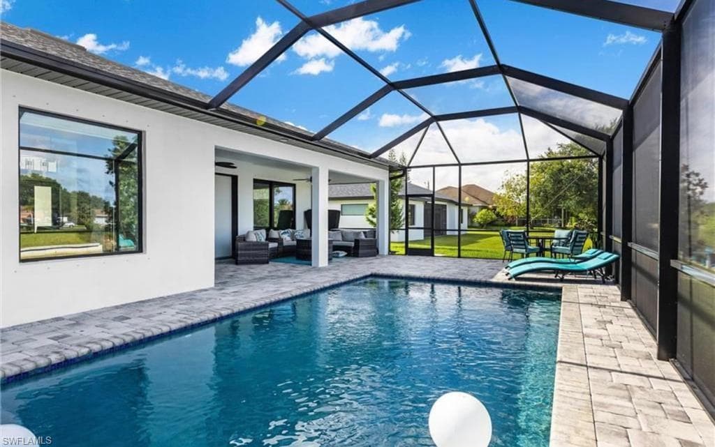 1716 SW 44th TER CAPE CORAL, FL 33914