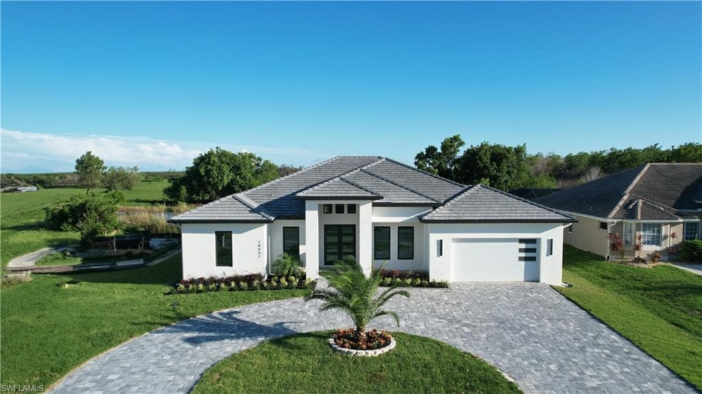 18451 Royal Hammock BLVD NAPLES, FL 34114